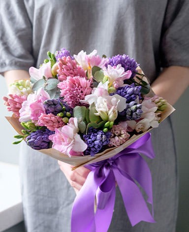 Бесплатная доставка цветов в Омске